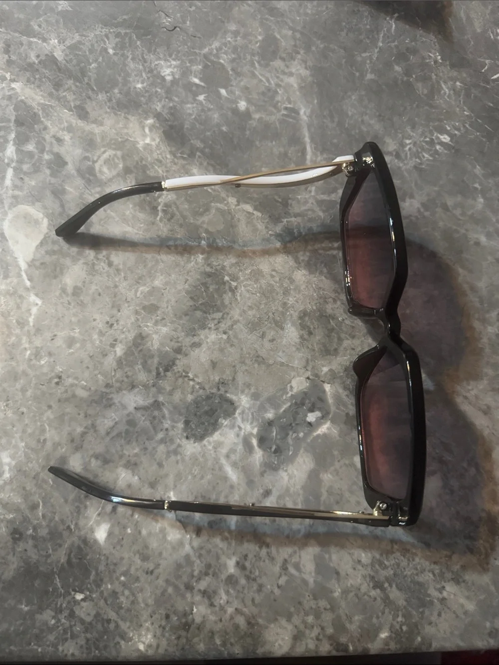 Black Frame Pink Lens Women's Fashion Sunglasses